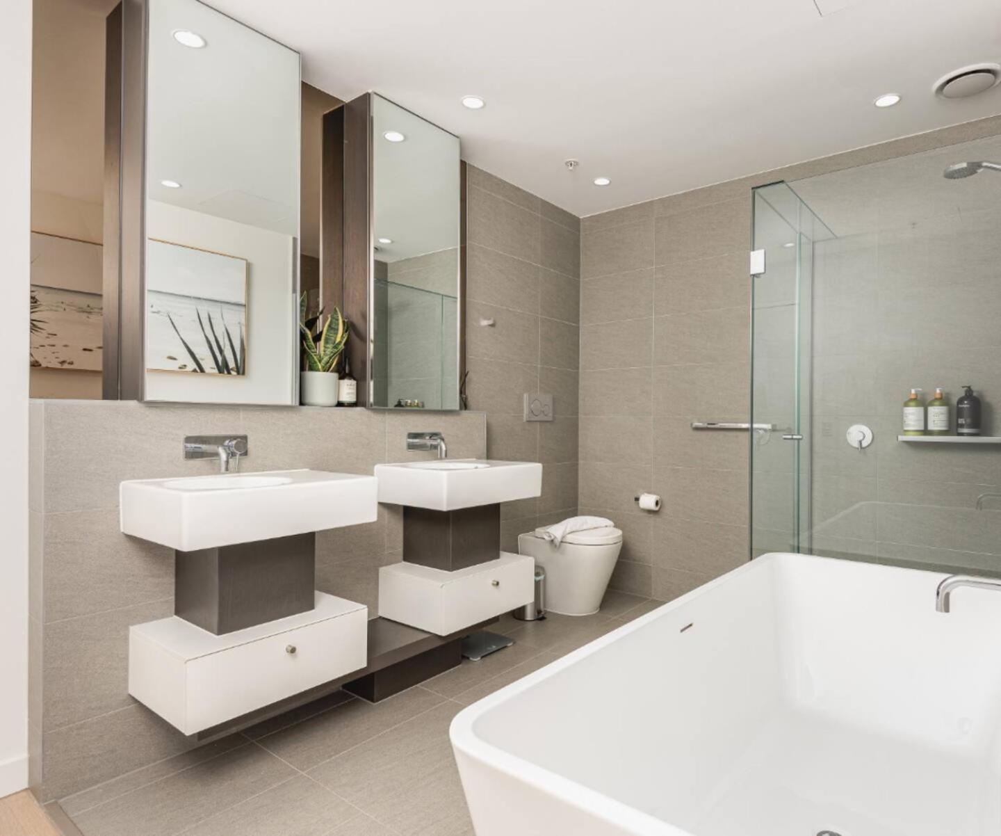 Mel Wsp Irresistible 3br2ba Parking Pool Gym Apartment