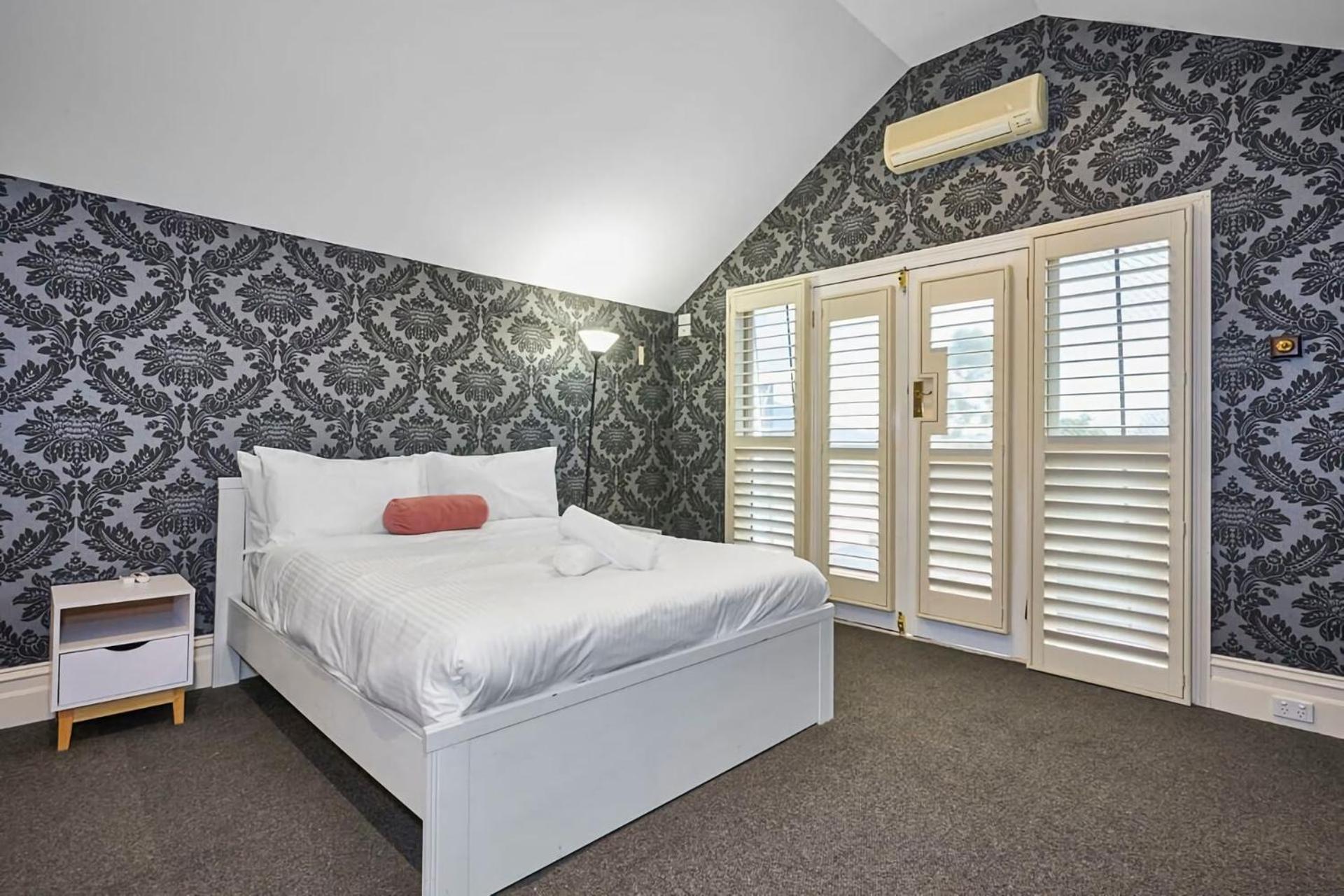 Holiday home Bowen Street Family Retreat With Pool *