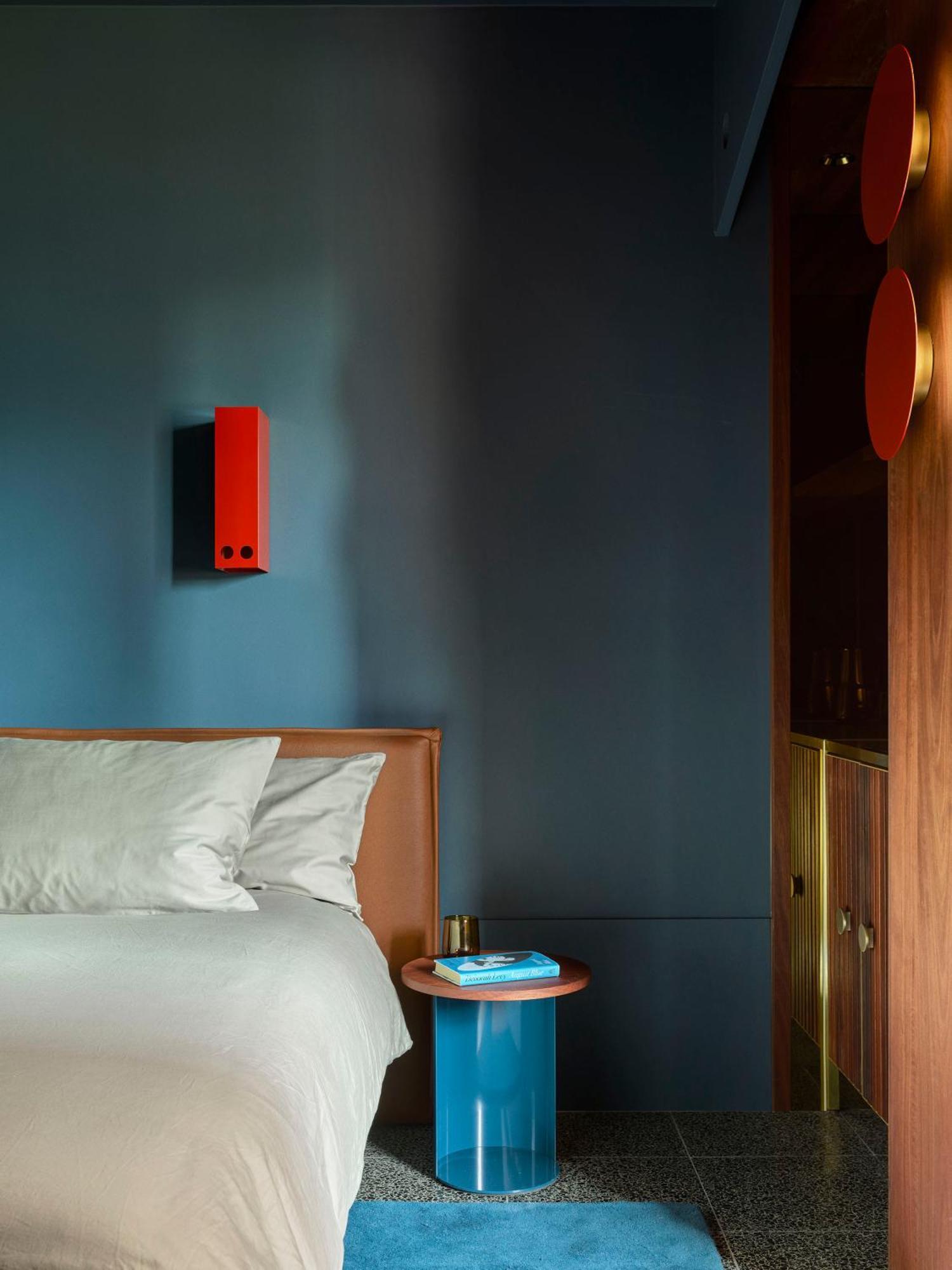 Hyde Place 5* Melbourne