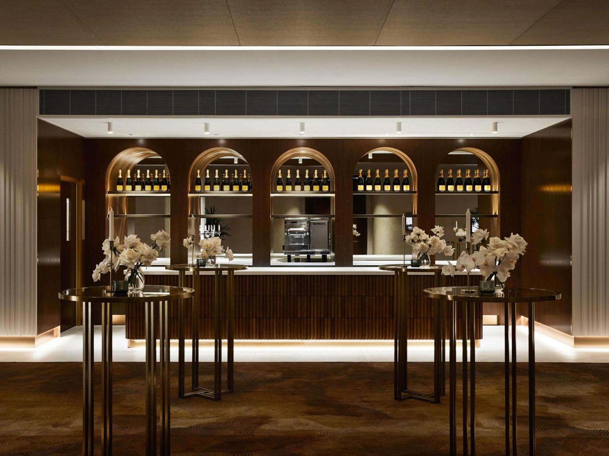Chadstone Mgallery Collection 5* Melbourne