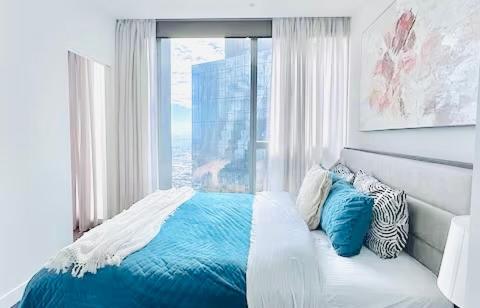 Royal Executive Living Platinum Prestige Corproate * Melbourne