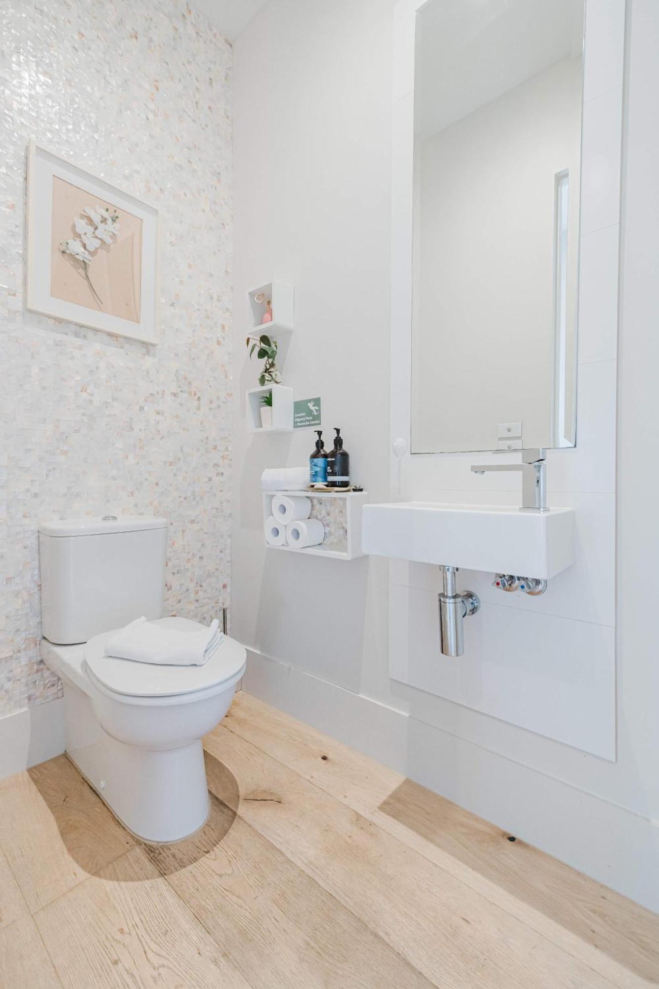 Spacious 4br Designer In Prime Brighton East Melbourne