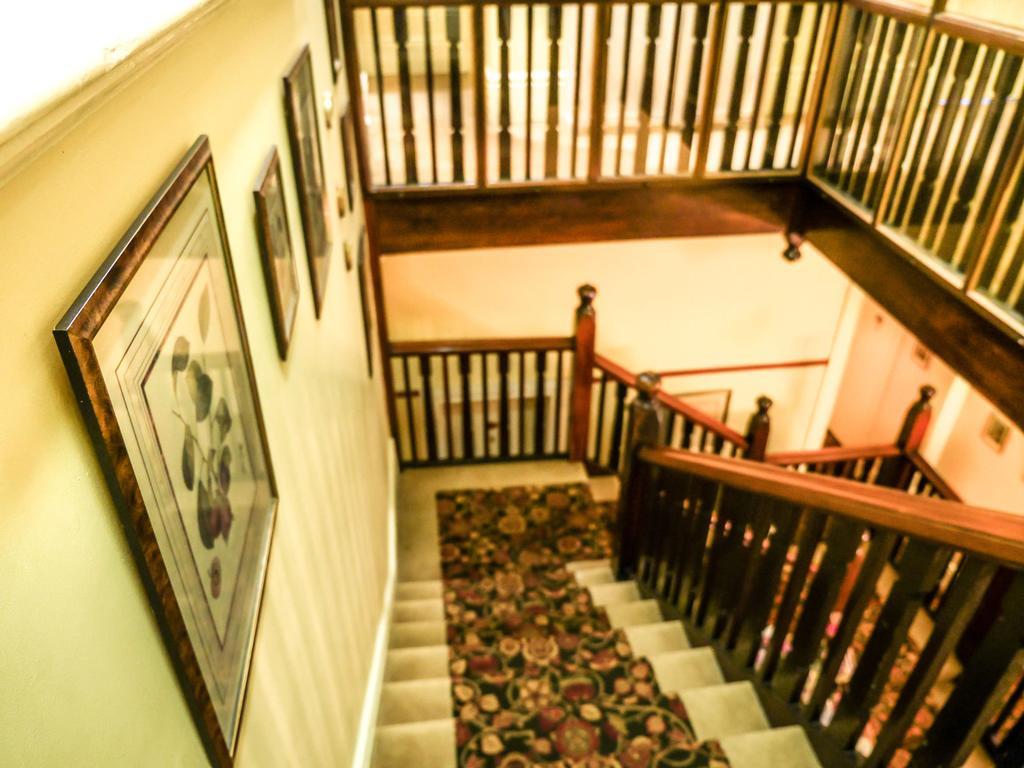 Hotel Toorak Manor Melbourne