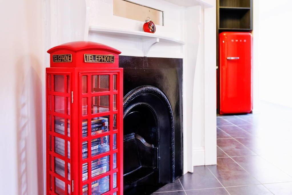 Redtro House