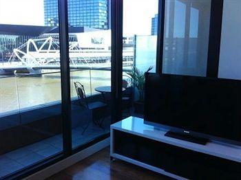 Aparthotel Flinders Wharf 4*