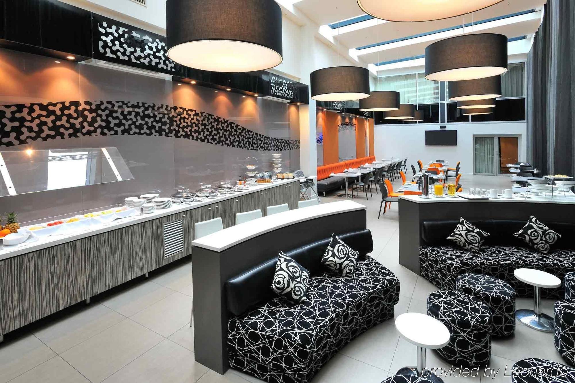 Mercure Therry Street 4*