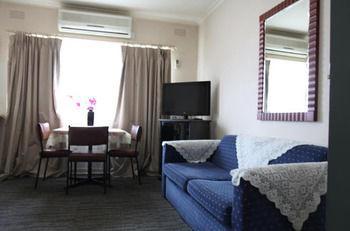Carnegie Motor Motel Melbourne