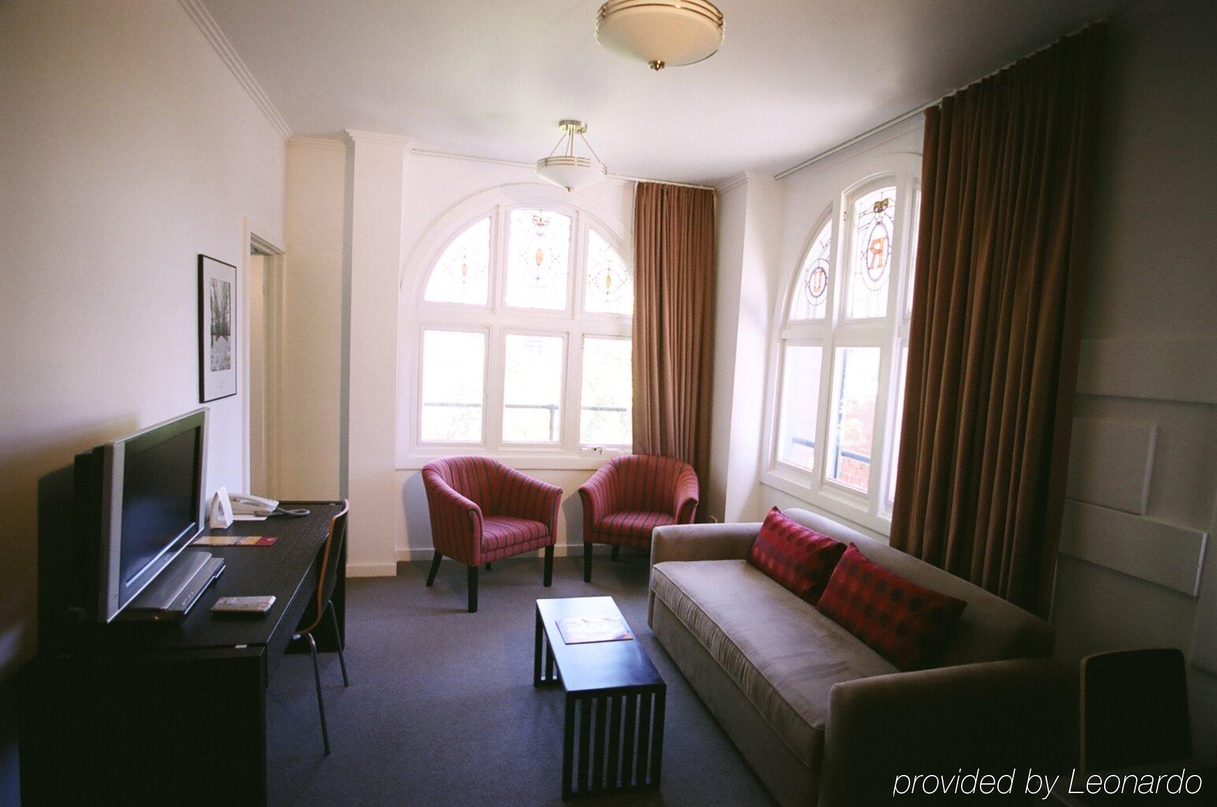 Alto On Bourke Hotel 4*