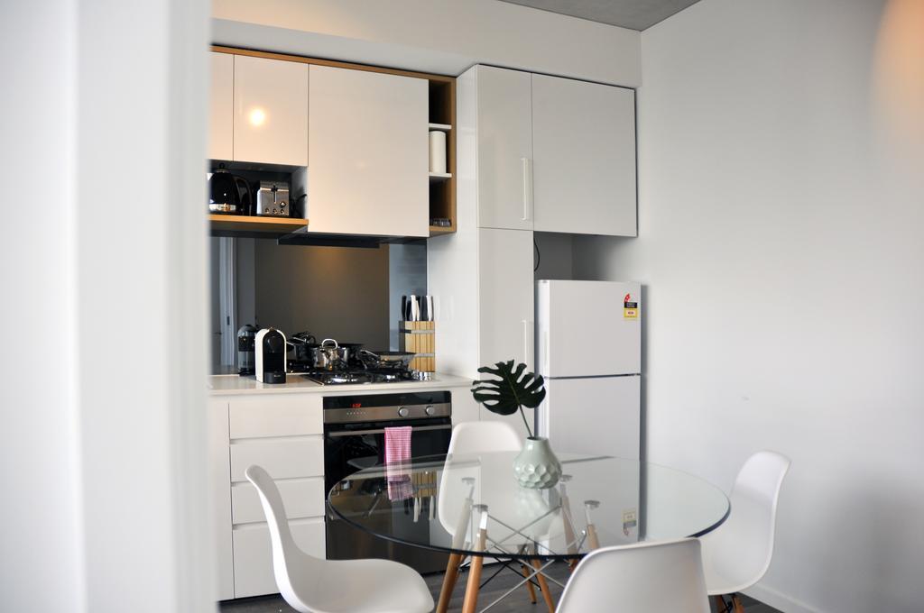 Mono On La Trobe Street Apartment Melbourne