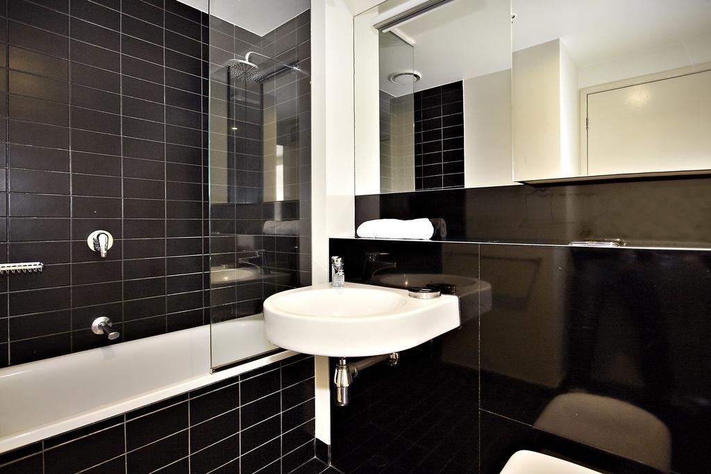 Aparthotel Astra Melbourne
