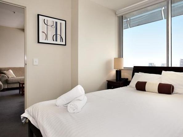 Astra 4* Melbourne