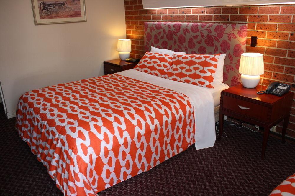 Carnegie Motor 3* Melbourne