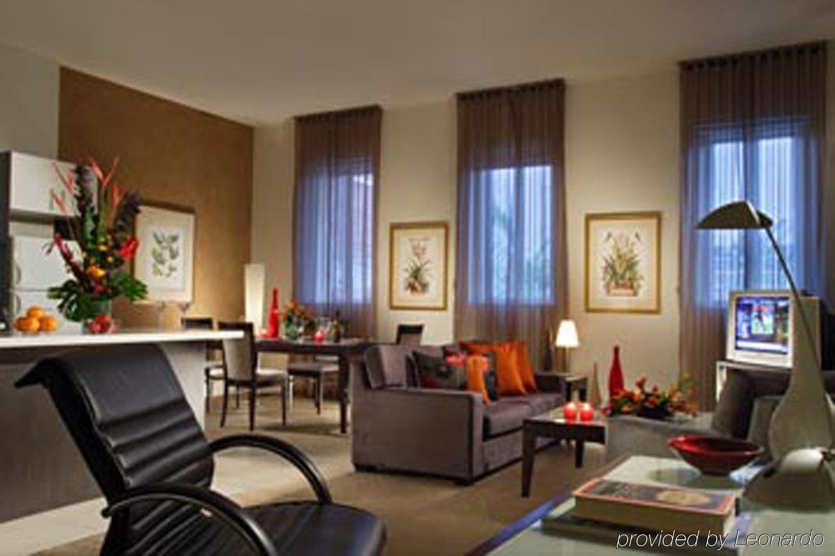 Quest Gordon Place Aparthotel Melbourne