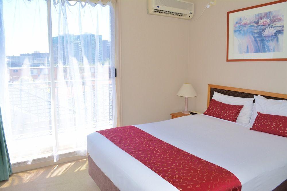 Punt Road Aparthotel