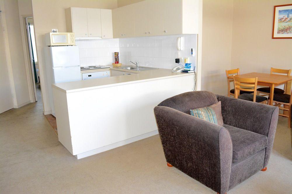 Punt Road Aparthotel 3*
