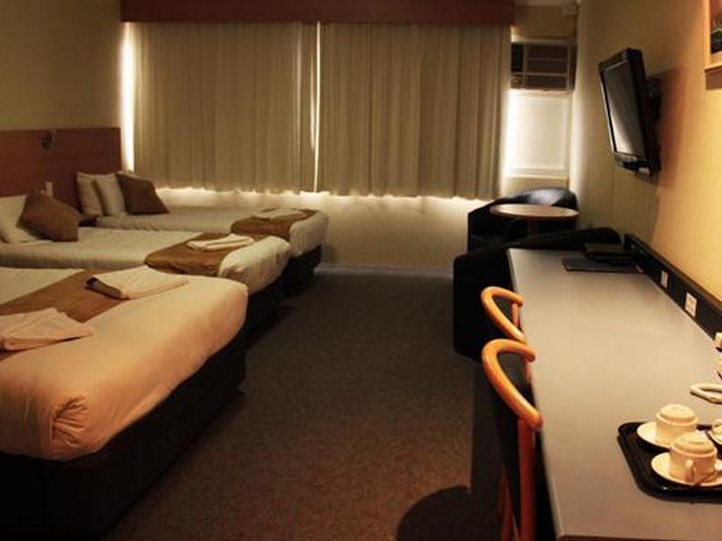 Ciloms Airport Motel 3*