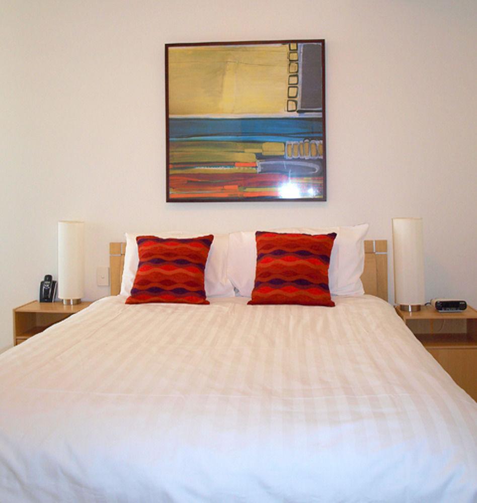 Docklands Prestige Aparthotel