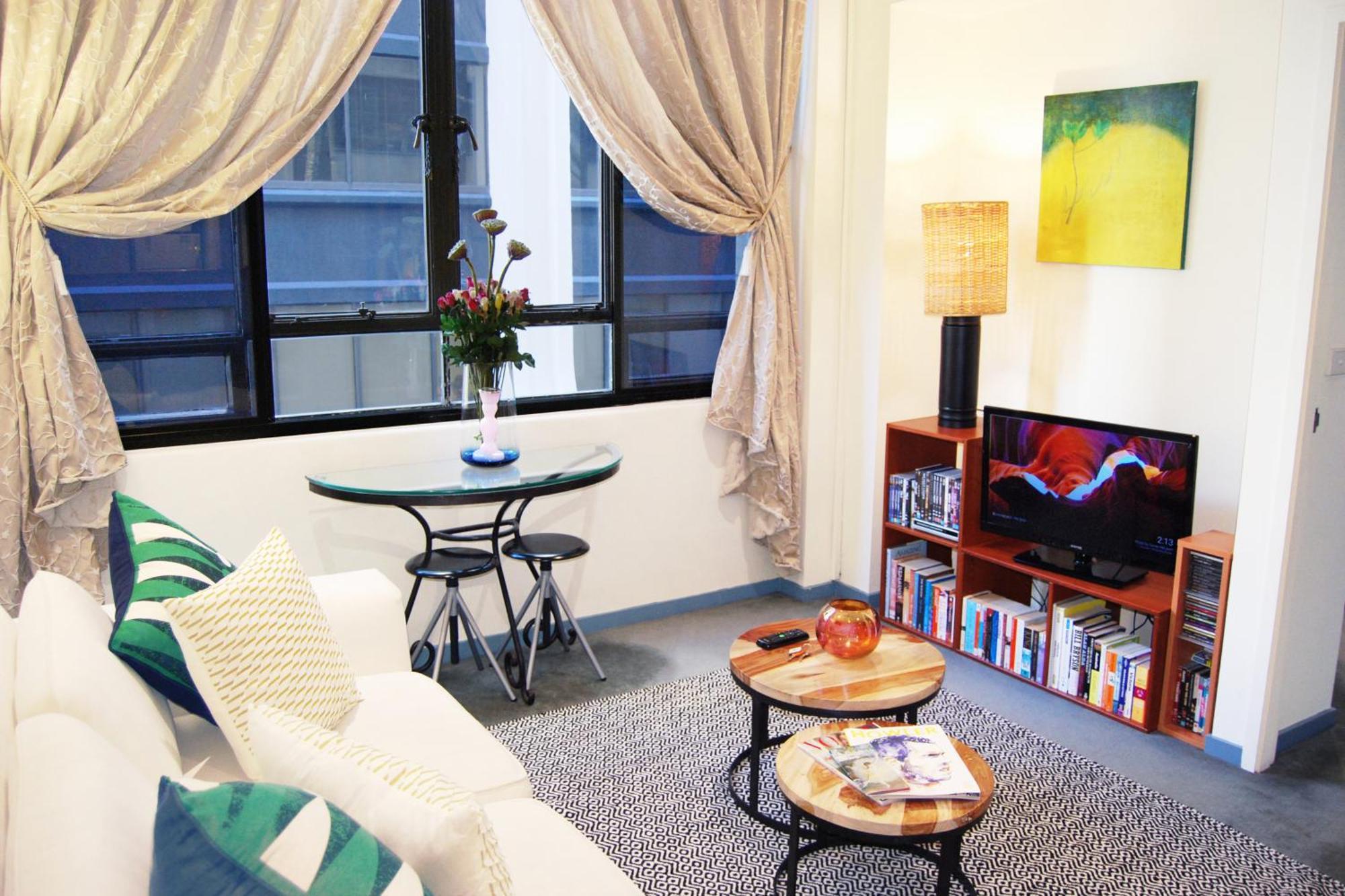Honey Apartment *