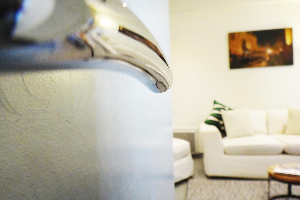 Apartment Honey Melbourne