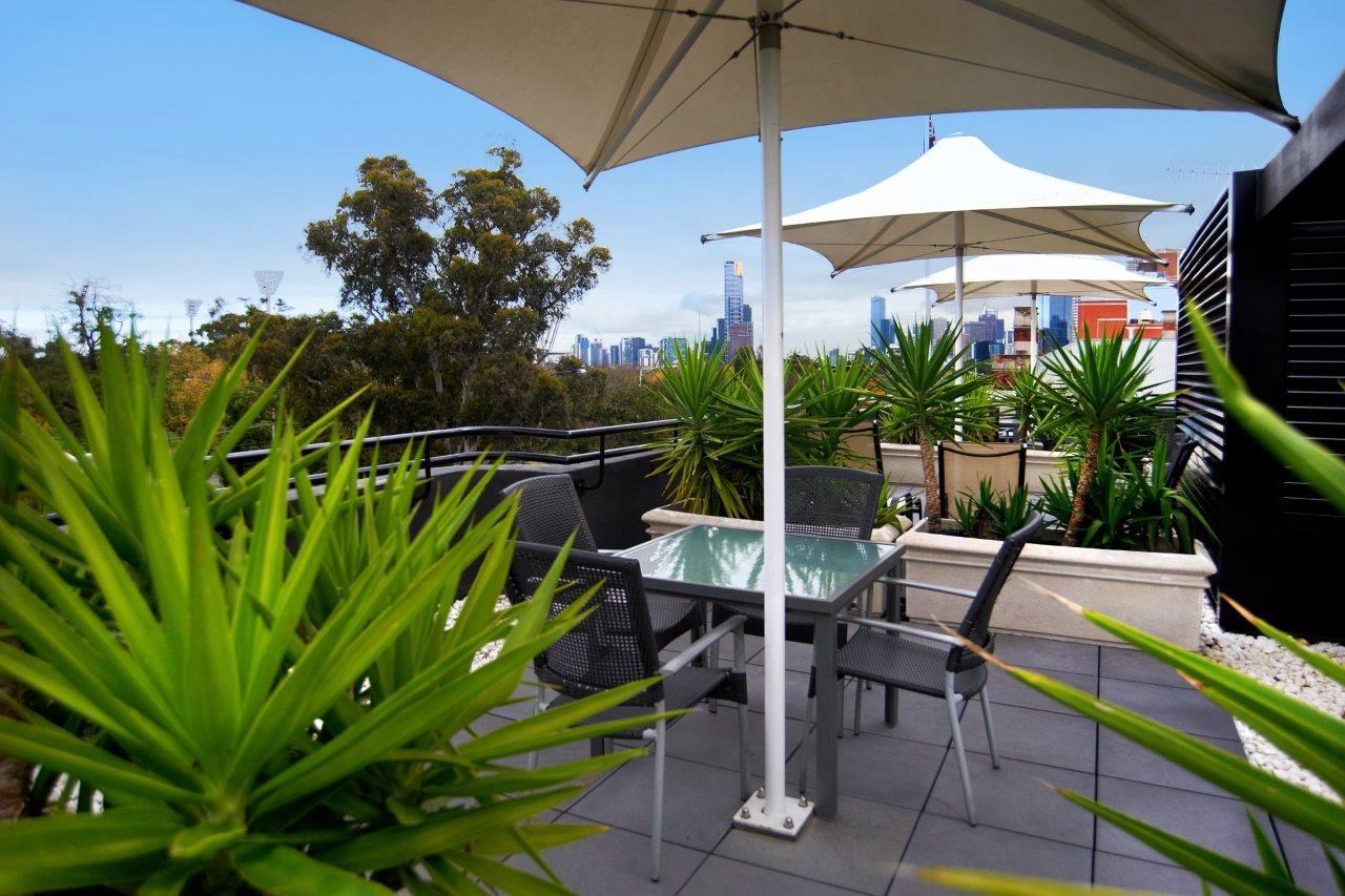 Quest East Aparthotel