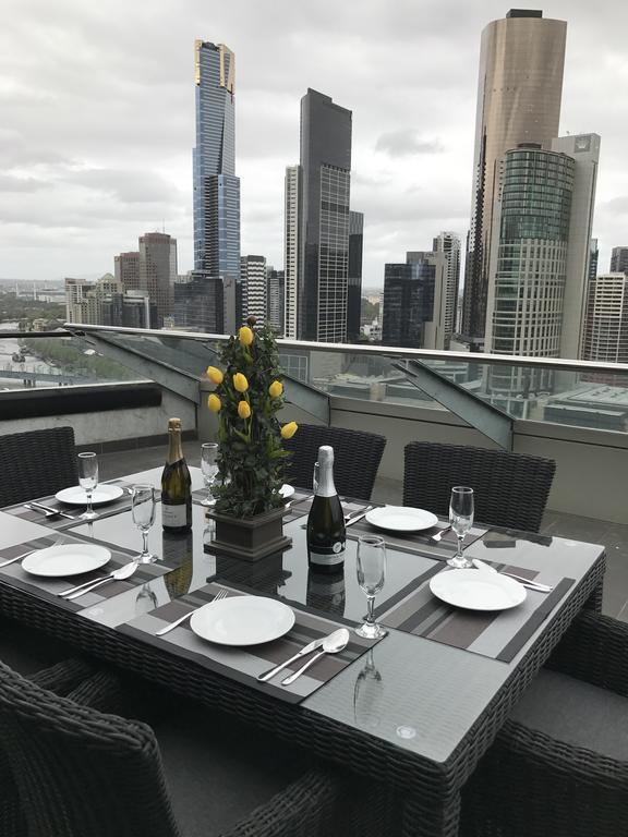 Aura On Flinders Serviced Aparthotel