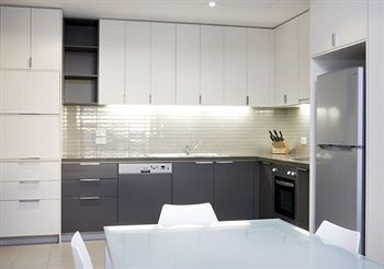 Aparthotel Caroline Serviced Brighton 4*