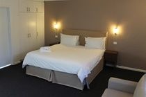 Easystay Studio Apartment *