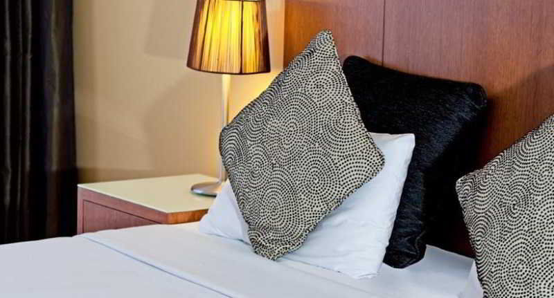Park Regis Griffin Aparthotel