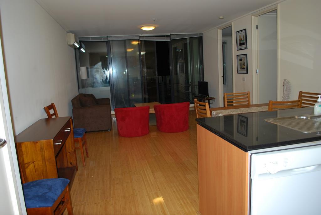 Apartment Summit @ Southbank *