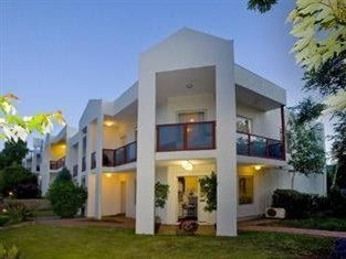 Hawthorn Gardens Serviced 3*