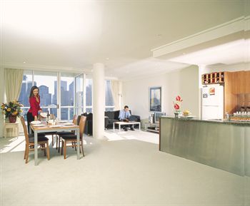 Quest Southbank Aparthotel 4*