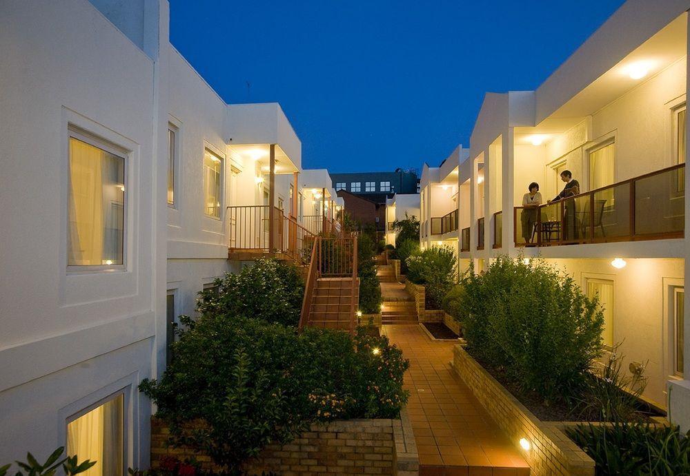 Hawthorn Gardens Serviced 3*
