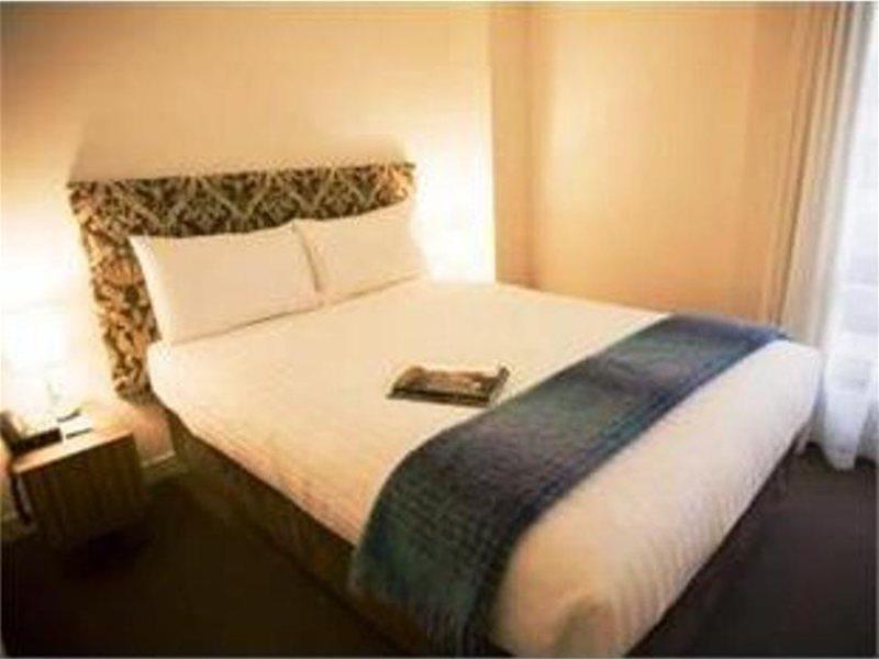 Seasons Heritage 3* Melbourne