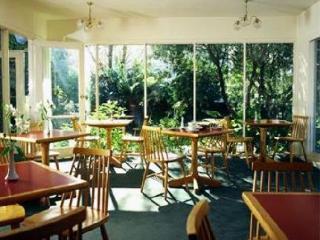 Magnolia Court Boutique Hotel 3*