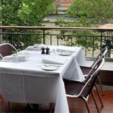 Aparthotel Quest Southbank 4*