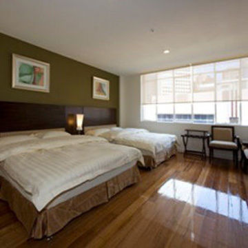 Yti Garden Aparthotel 3*