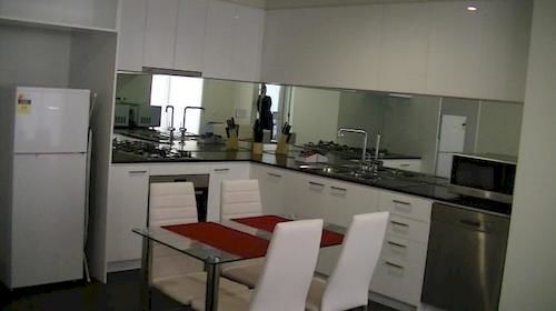 Essendon Aparthotel 3*