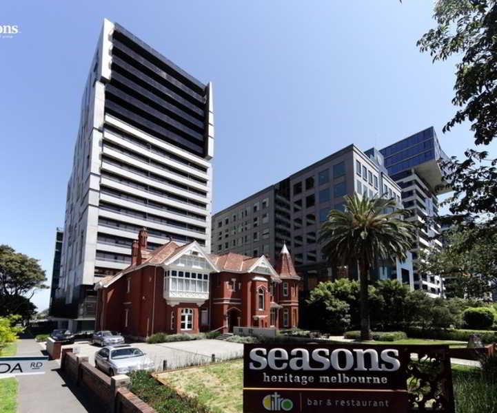 Seasons Heritage Aparthotel 3*