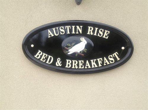 Austin Rise 4* Melbourne