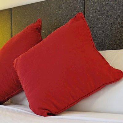 Metro On Bank Place Aparthotel 4*