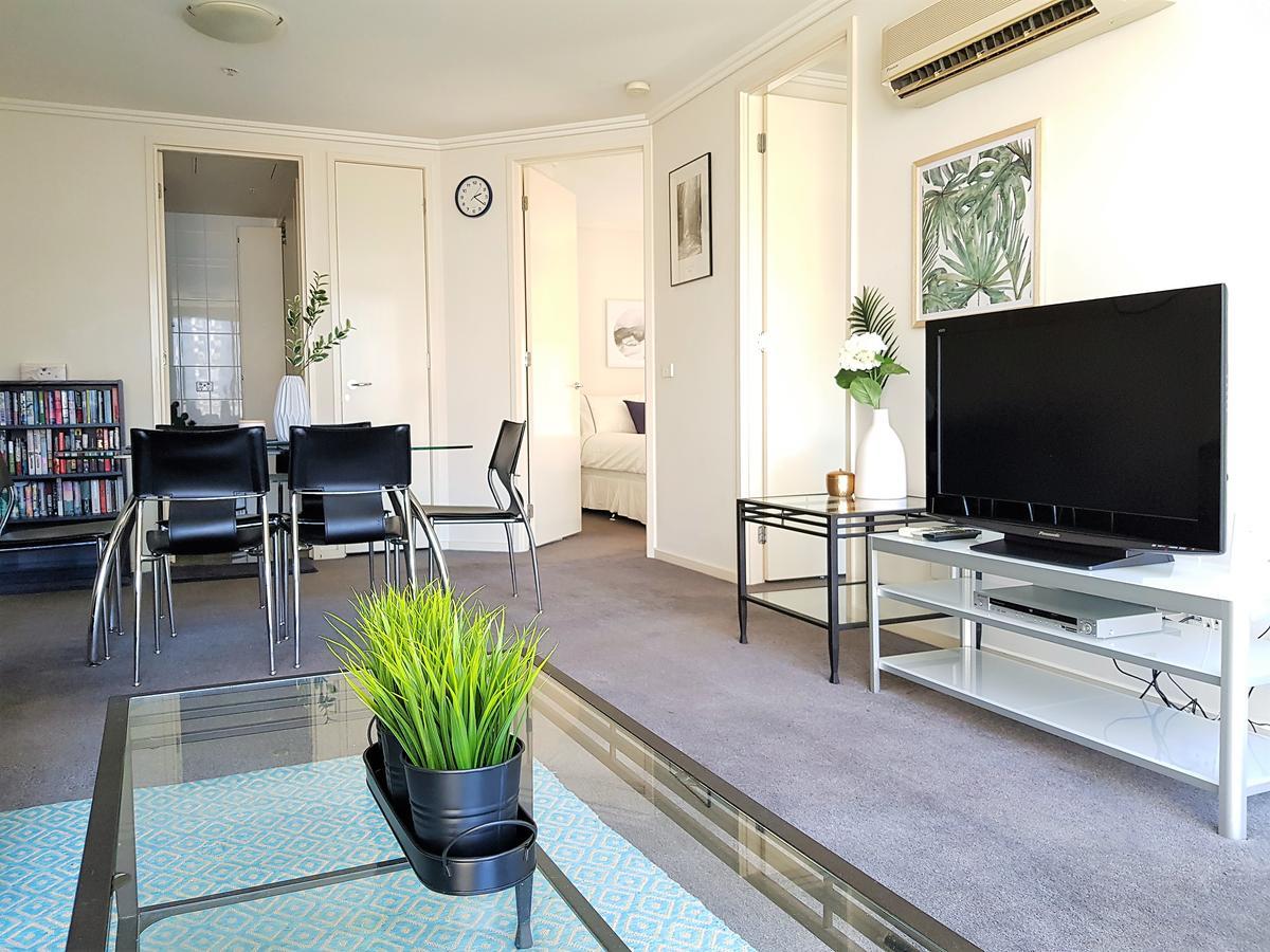 Apartment Readyset At Sentinel Melbourne