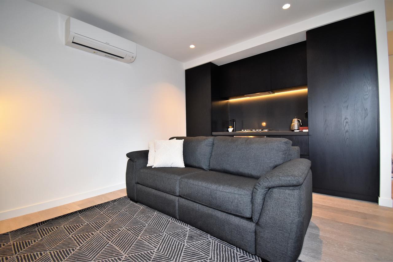 Melbourne Empire Apartments *