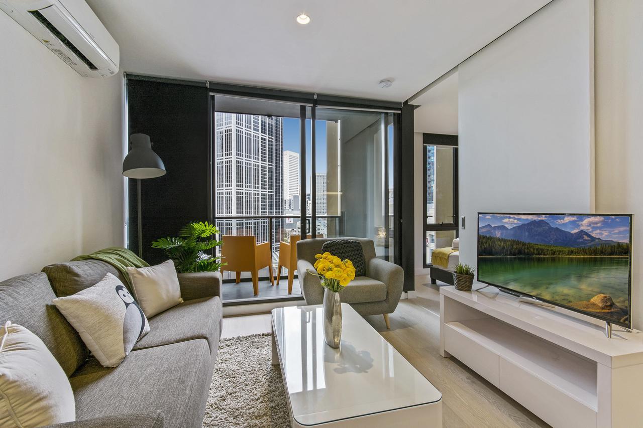 Melbourne Empire Apartments *