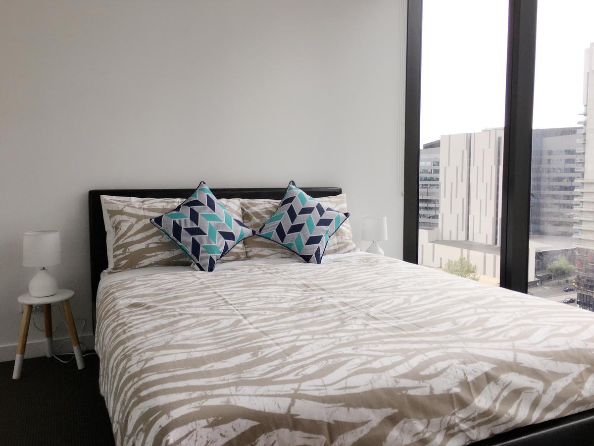 On The Fifth Apartment