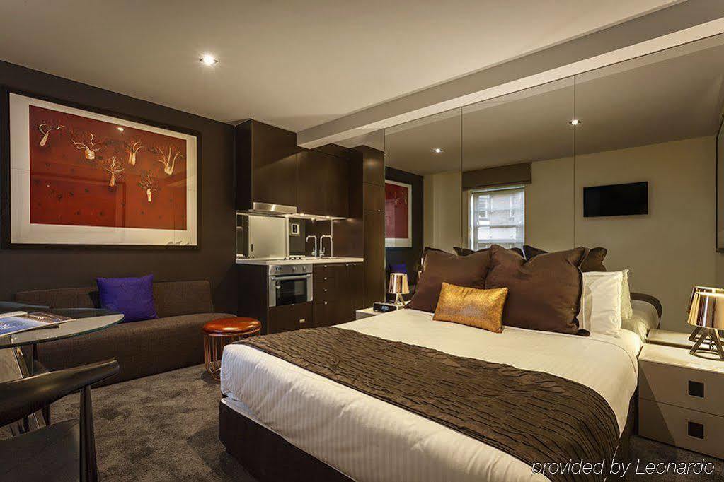 Quest East Aparthotel