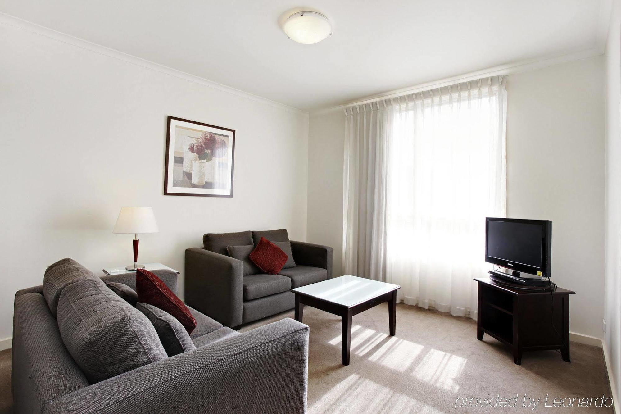 Comfort Royal Gardens 4* Melbourne