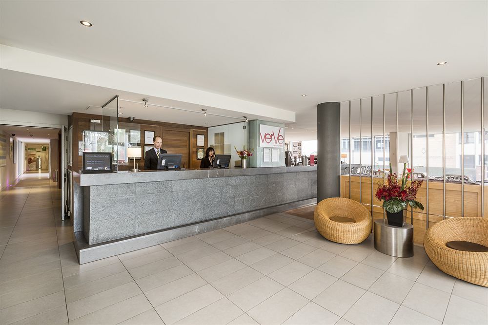 Aparthotel Quest Brighton On The Bay 3*