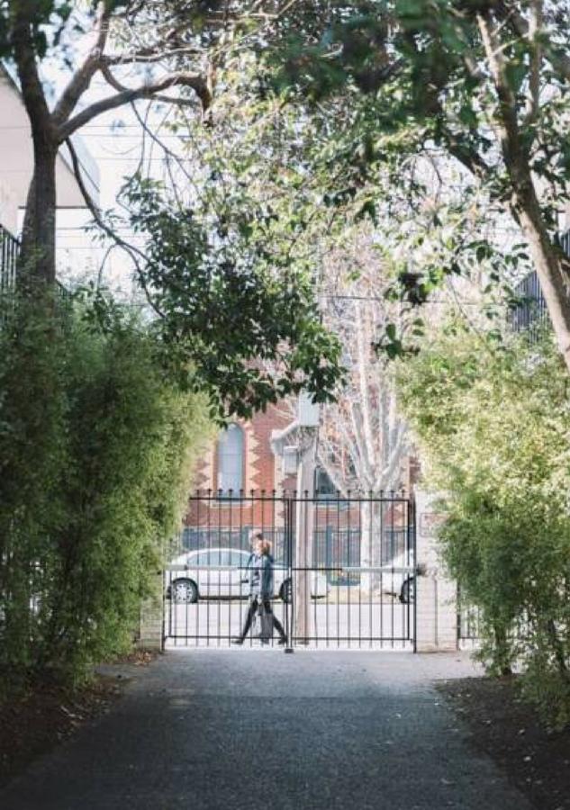 Chic Designer For Four With Parking