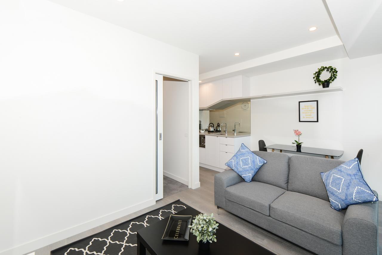 Mono On La Trobe Street Apartment Melbourne