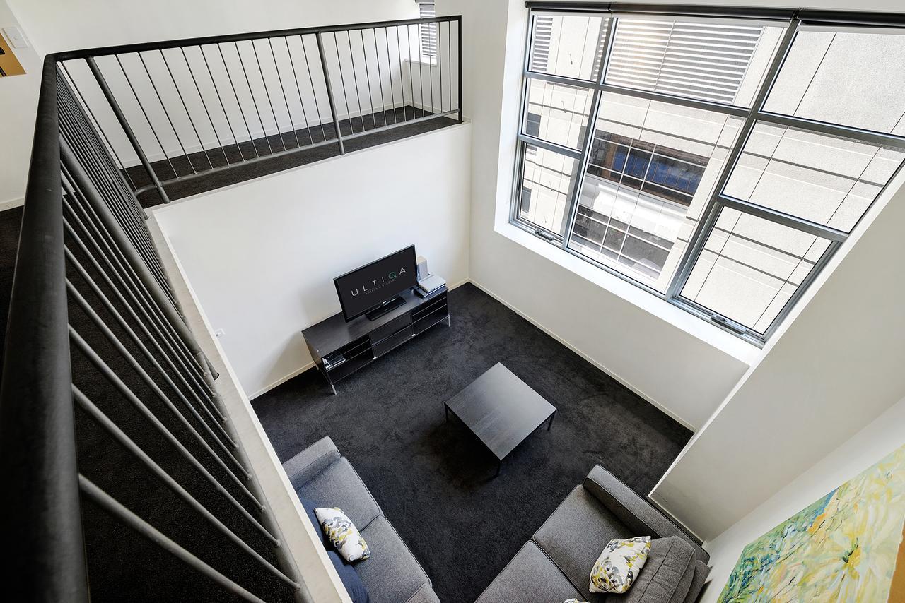 Aparthotel Ultiqa Little Collins 4*